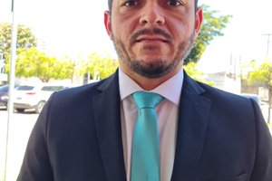 Roosevelt Figueiredo candidato a Conselheiro do TCE/PI (Foto: TELSIRIO ALENCAR/PAUTA JUDICIAL) Roosevelt Figueiredo candidato a Conselheiro do TCE/PI (Foto: TELSIRIO ALENCAR/PAUTA JUDICIAL)