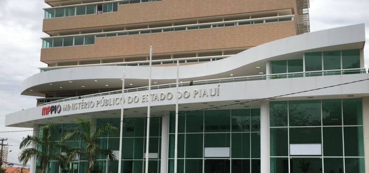 PGJ determina a instauração de procedimento e a notificação do COE para o retorno de 100% do ensino presencial até o 5º ano do ensino fundamental