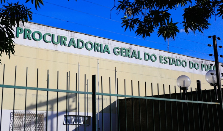 Quinto do TJ: Surge o primeiro procurador querendo ser desembargador