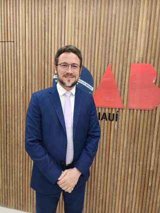 Advogado Aurélio Lobão