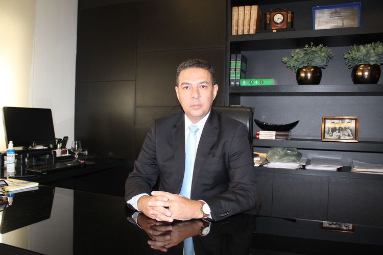 Advogado Sigifroi Moreno Filho
