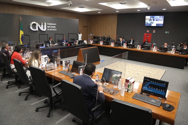 Pleno do CNJ afasta o juiz Marcelo Bretas do Rio.