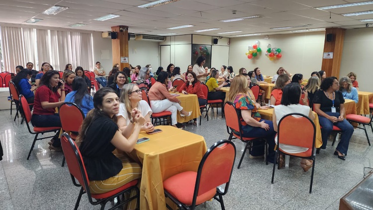 ASJEPI e TRE/PI realizam festa dos Dia das Mães