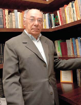 Morre o advogado Celso Barros