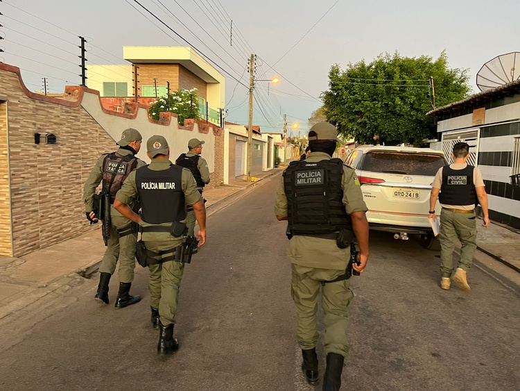 Polícia deflagra operação contra 18 membros do PCC no Piauí e em São Paulo