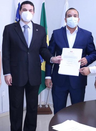 Celso Neto e Kerlon Feitosa usam a mão de ferro para perseguir e demitir em Barras.