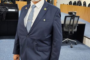 Pleno do TJ/PI aclama o nome de Costa Neto para o cargo de desembargador (Foto: TELSIRIO ALENCAR/PAUTA JUDICIAL)
