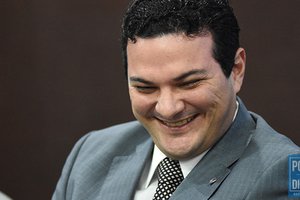 Celso Neto contrata cientista politico de Recife para fazer pesquisa (Foto: Politica Dinâmica)