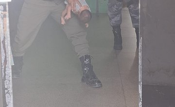 Policial Militar salva bebê engasgado durante plantão no 17º BPM, em Teresina (Foto: Divulgação)