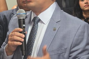 Presidente da OAB/PI, Raimundo Júnior e o ex-presidente Celso Neto (Foto: TELSIRIO ALENCAR/PAUTA JUDICIAL) Presidente da OAB/PI, Raimundo Júnior e o ex-presidente Celso Neto (Foto: TELSIRIO ALENCAR/PAUTA JUDICIAL)