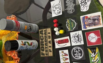 Pichadores e praticantes de "Cavalo de Pau" recebem a visita da Civil (Foto: Divulgação)