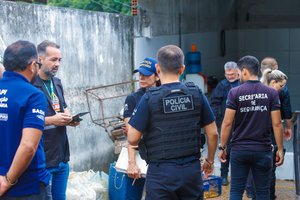 Polícia Civil deflagra operação e fecha abatedouro clandestino de aves em Teresina (Foto: Reprodução)
