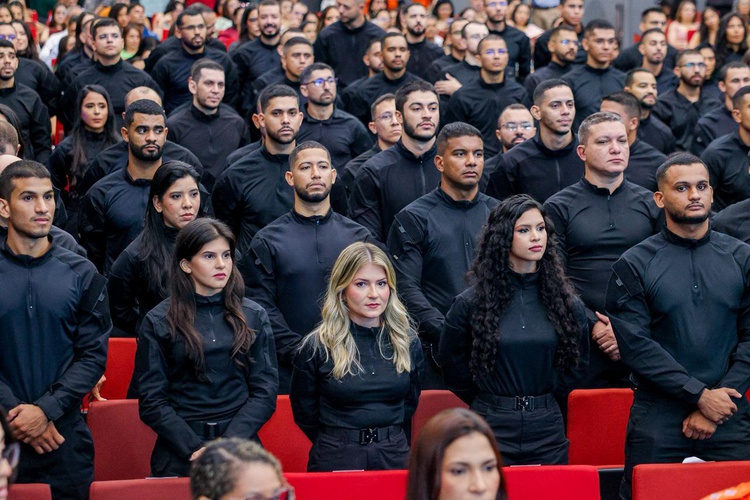 Rafael Fonteles realiza maior nomeação da história da Polícia Penal do Piauí, com ingresso de 212 novos policiais