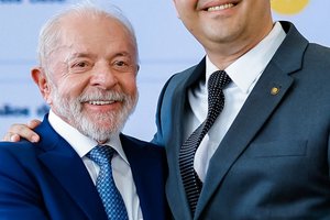 Presidente Lula e secretário nacional de segurança pública, Advogado Chico Lucas. (Foto: Dvulgação) Presidente Lula e secretário nacional de segurança pública, Advogado Chico Lucas. (Foto: Dvulgação)