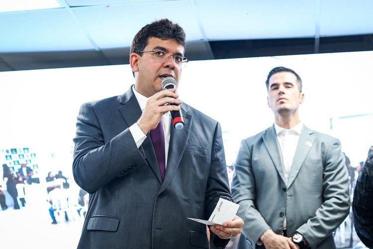 Programa já recuperou quase 16 mil celulares e reduziu roubos de aparelhos em 80% no Piauí, destaca Rafael Fonteles