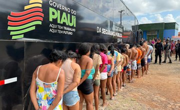 Operação de hoje da SSP/PI lotou um ônibus de presos. Veja Vídeo (Foto: Divulgação) Operação de hoje da SSP/PI lotou um ônibus de presos. Veja Vídeo (Foto: Divulgação)