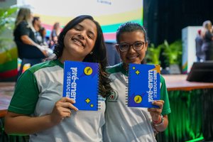Revisões para o Enem reúnem estudantes da rede estadual em Uruçuí e Floriano nesta quinta (17) e sexta (18) (Foto: Divulgação) Revisões para o Enem reúnem estudantes da rede estadual em Uruçuí e Floriano nesta quinta (17) e sexta (18) (Foto: Divulgação)